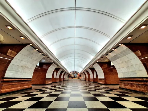 Машина времени в московском метро