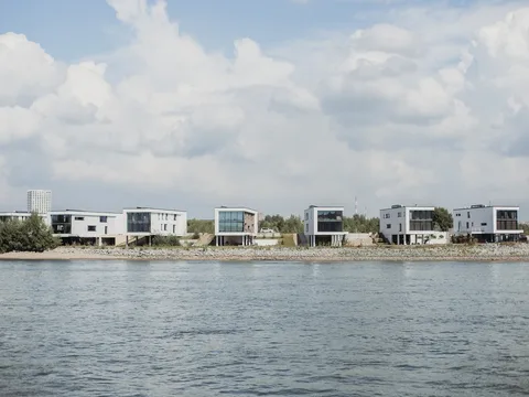 Город 54 — рекорды, ритмы и самый длинный метромост