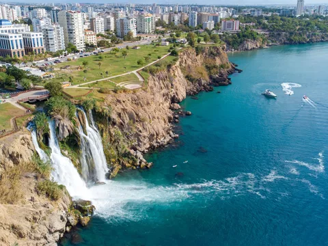 Тур в Анталью — старый город, архитектура и водопад Дюден из Анталии