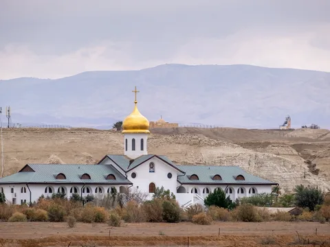 Из Аммана — к святым местам: реке Иордан, горе Небо и городу Мадаба