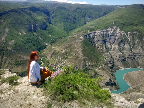 Бархан Сарыкум и Сулакский каньон с прогулкой на катере по водохранилищу