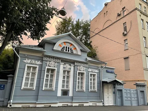 Авторская экскурсия по окрестностям Плющихи