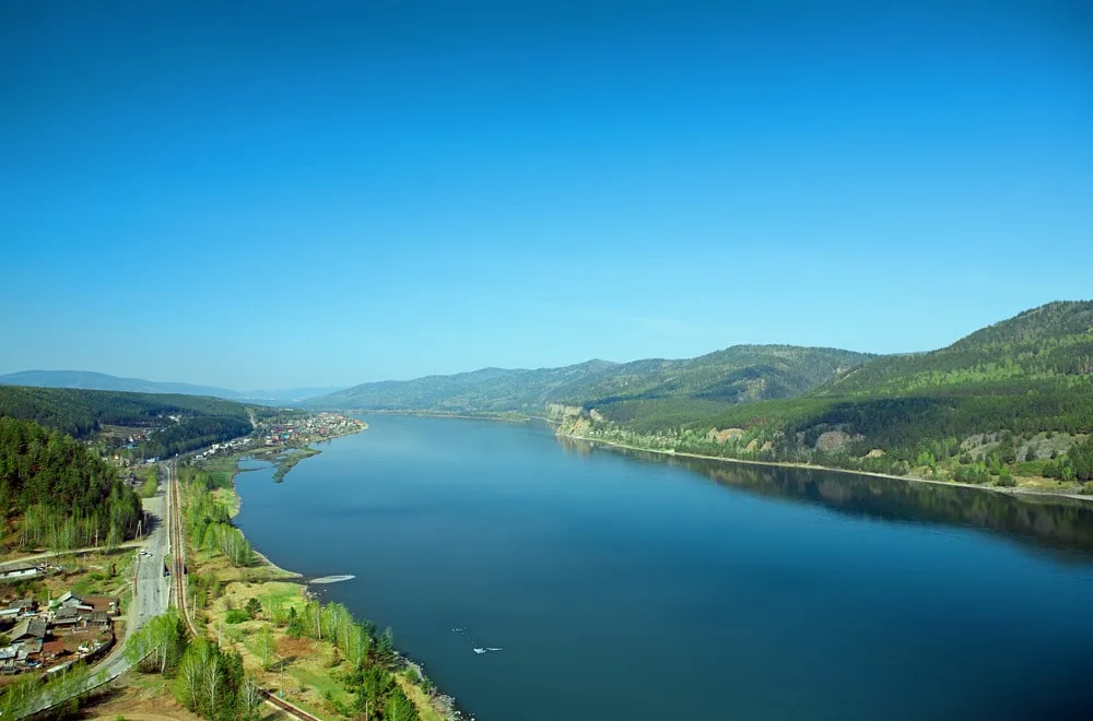 Круиз на теплоходе по Красноярскому морю