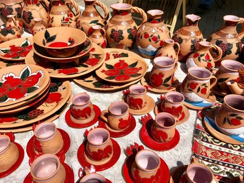 Винтажные лавочки Еревана