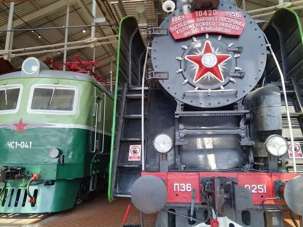 Живая сталь в Музее железных дорог в Петербурге