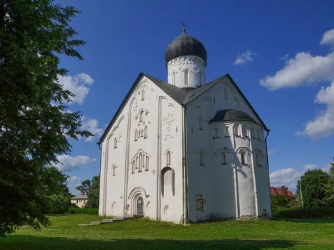 Великий Новгород сквозь столетия