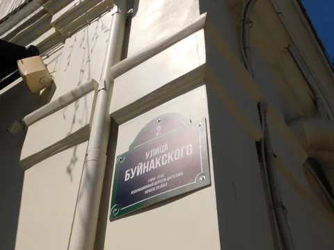 Обзорная по Махачкале с двумя гидами: журналистом и историком