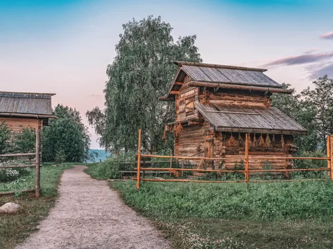 Сказка в русской деревне Мандроги