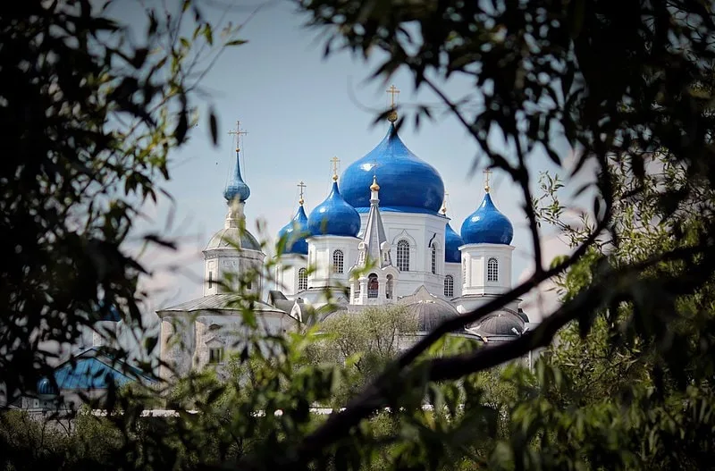«Поэма в камне»: Боголюбово и храм Покрова-на-Нерли