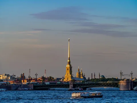 Обзорная экскурсия по Петербургу + посещение Петропавловской крепости