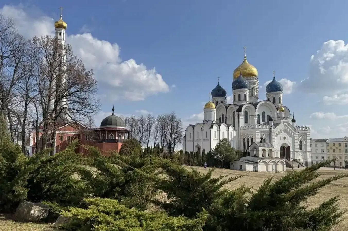 Усадебное ожерелье Святой Угреши (из Москвы)