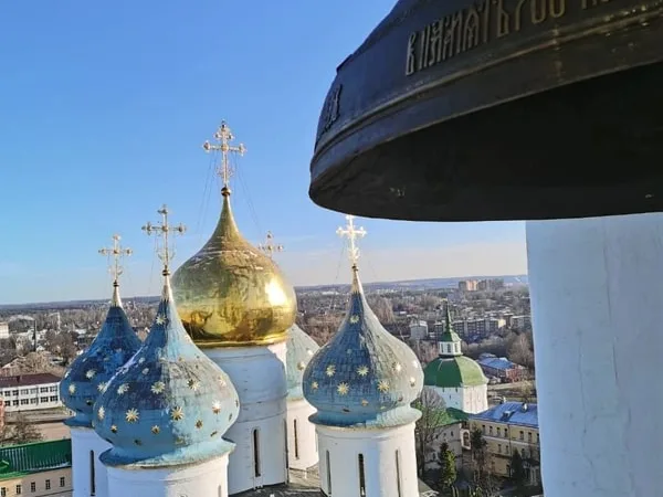 Троице-Сергиева лавра — главный монастырь в России