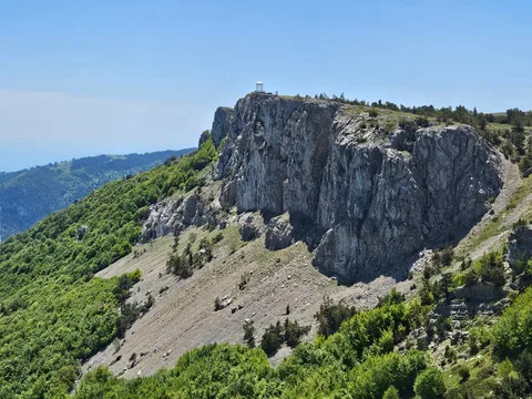Заповедный Крым: горы, монастырь и Беседка ветров