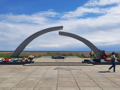 Дороги жизни и победы (из Петербурга на вашем авто)