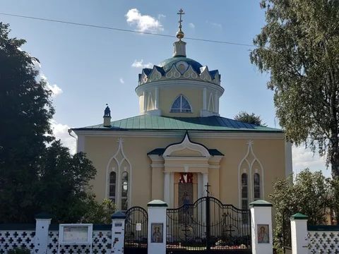 В Дмитров, Яхрому и Перемилово — из Москвы