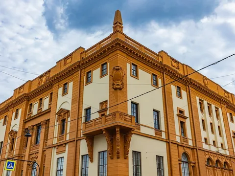 Музеи, театры и светская жизнь Петербурга