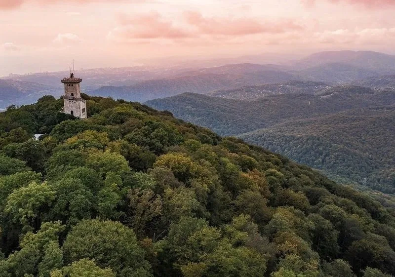 Гора Ахун