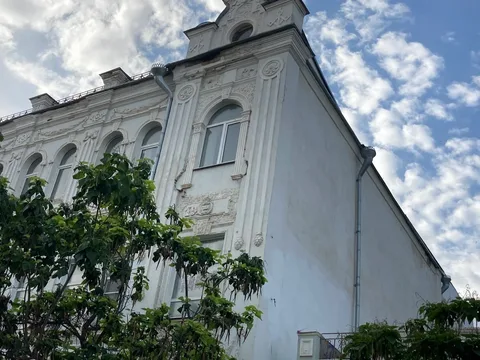 Красивые дома и башни Астрахани