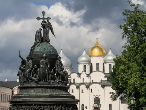 Из Пскова в Великий Новгород