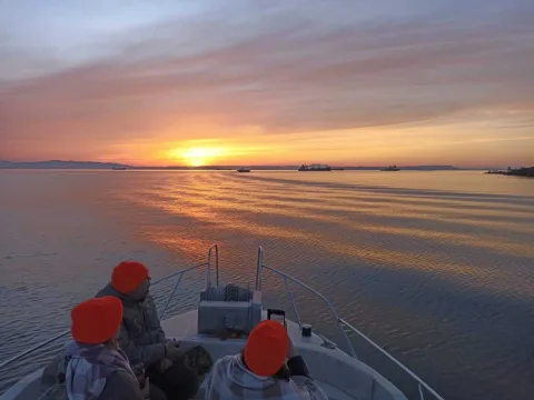 Море, закат, Владивосток. Вечерняя экскурсия на катере