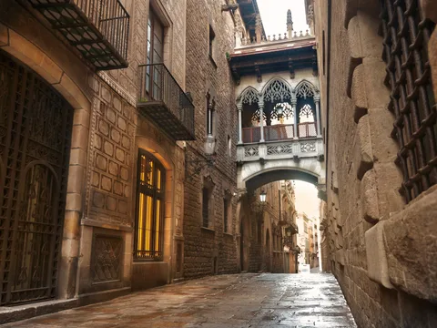 Ciutat Vella — Старый город от основания и до наших дней!