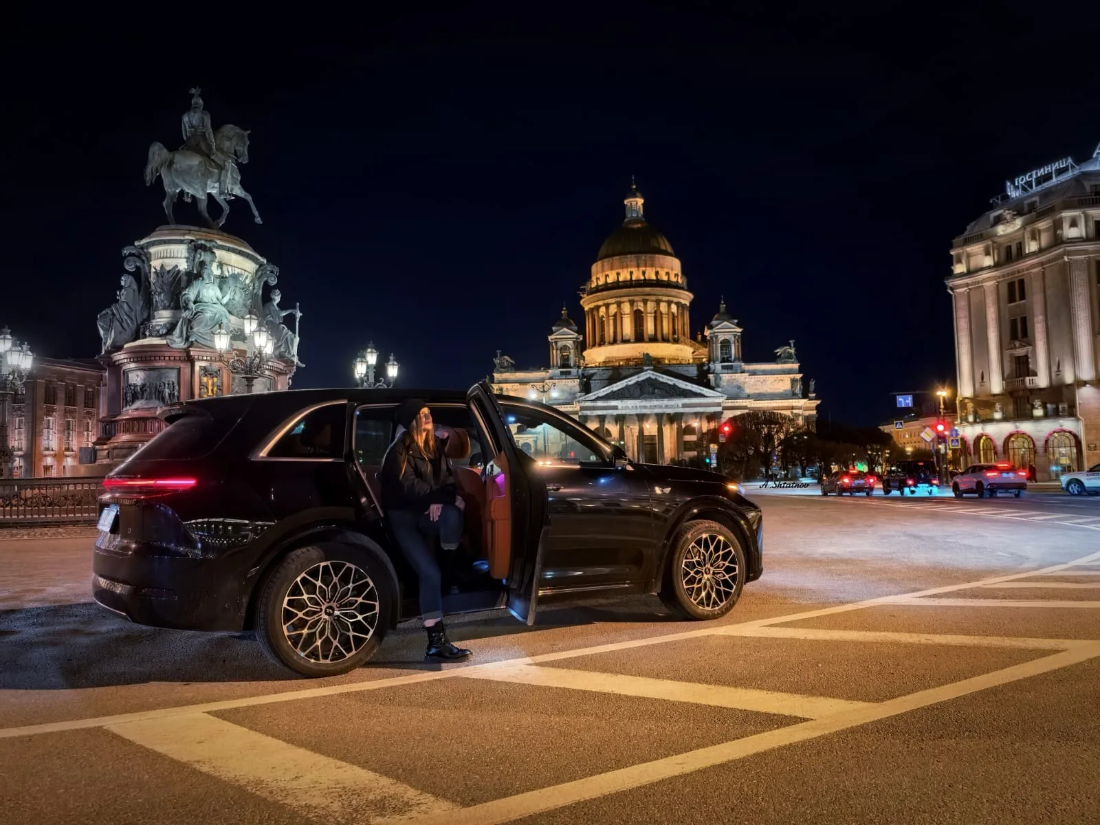 Атмосферная прогулка по ночному Петербургу