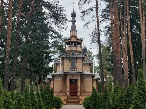 Деревянное зодчество Карельского перешейка — из Санкт-Петербурга к святыням