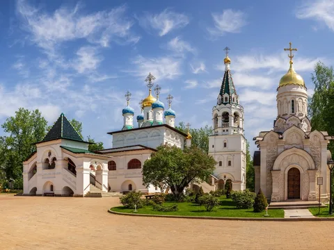 Возрождённые святыни Истринского края — из Москвы