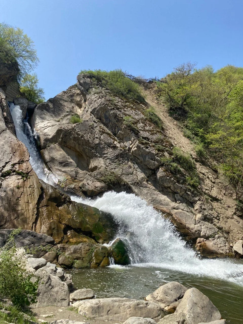 Водопад, крепость и экраноплан «Лунь» — индивидуальный тур