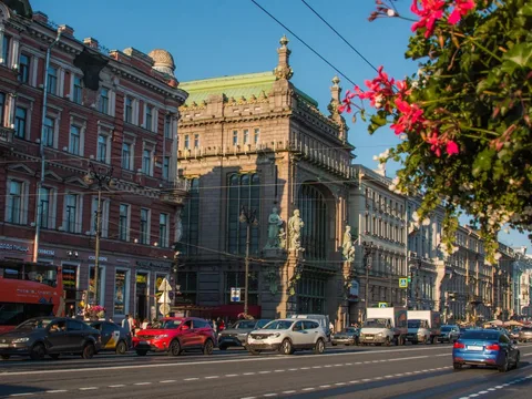 Путешествие по Невскому проспекту: всё самое интересное на главной улице города