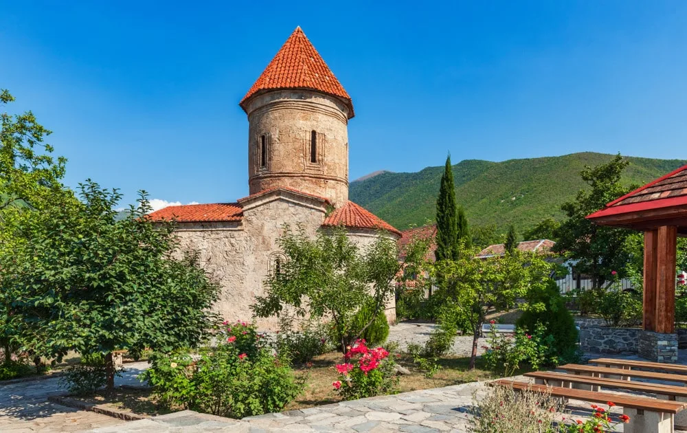 Древнее албанское, христианское государство (2 дня, 1 ночь)