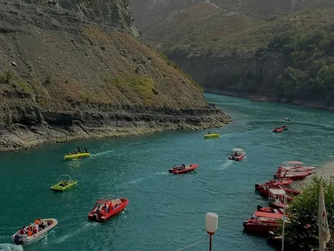 Сулакский каньон, бархан Сарыкум и пещера Нохъо