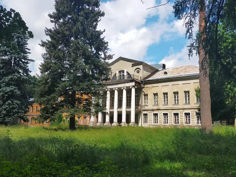 Усадьба Суханово — архитектурное наследие князей Волконских в Видном