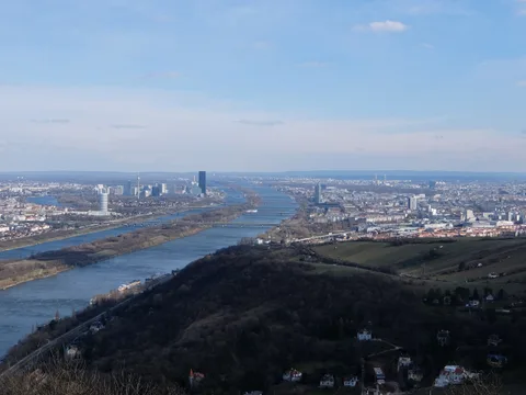 Велопрогулка вдоль Дуная к вершине Леопольдсберг