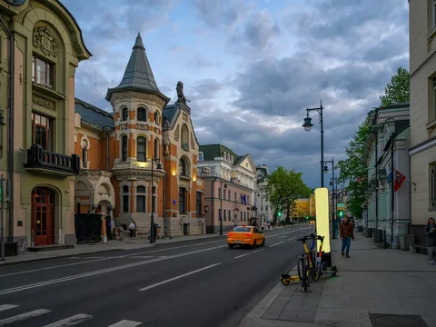 Пречистенка и Остоженка: дворцы, особняки и тайны переулков