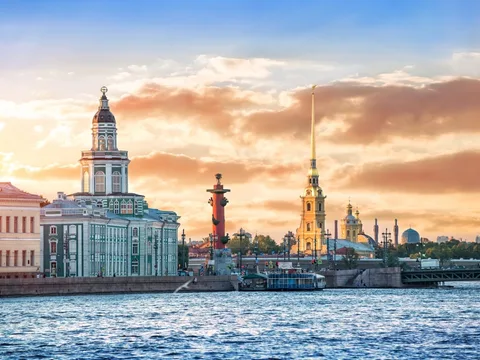 Автобусная экскурсия: центр и Петропавловская крепость