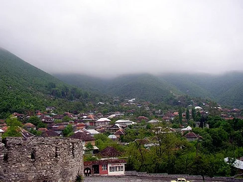 Шеки, город ханов и торговцев