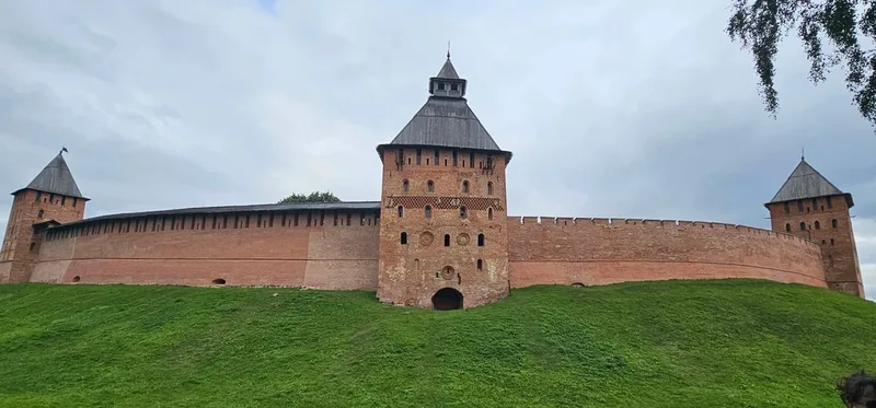 Денис