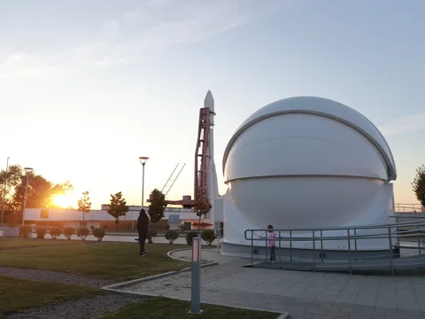 Калуга. Город в космосе. Космос в городе — архитектурный феномен города