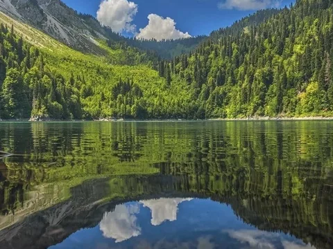 Озера Большая и Малая Рица, Гегский водопад