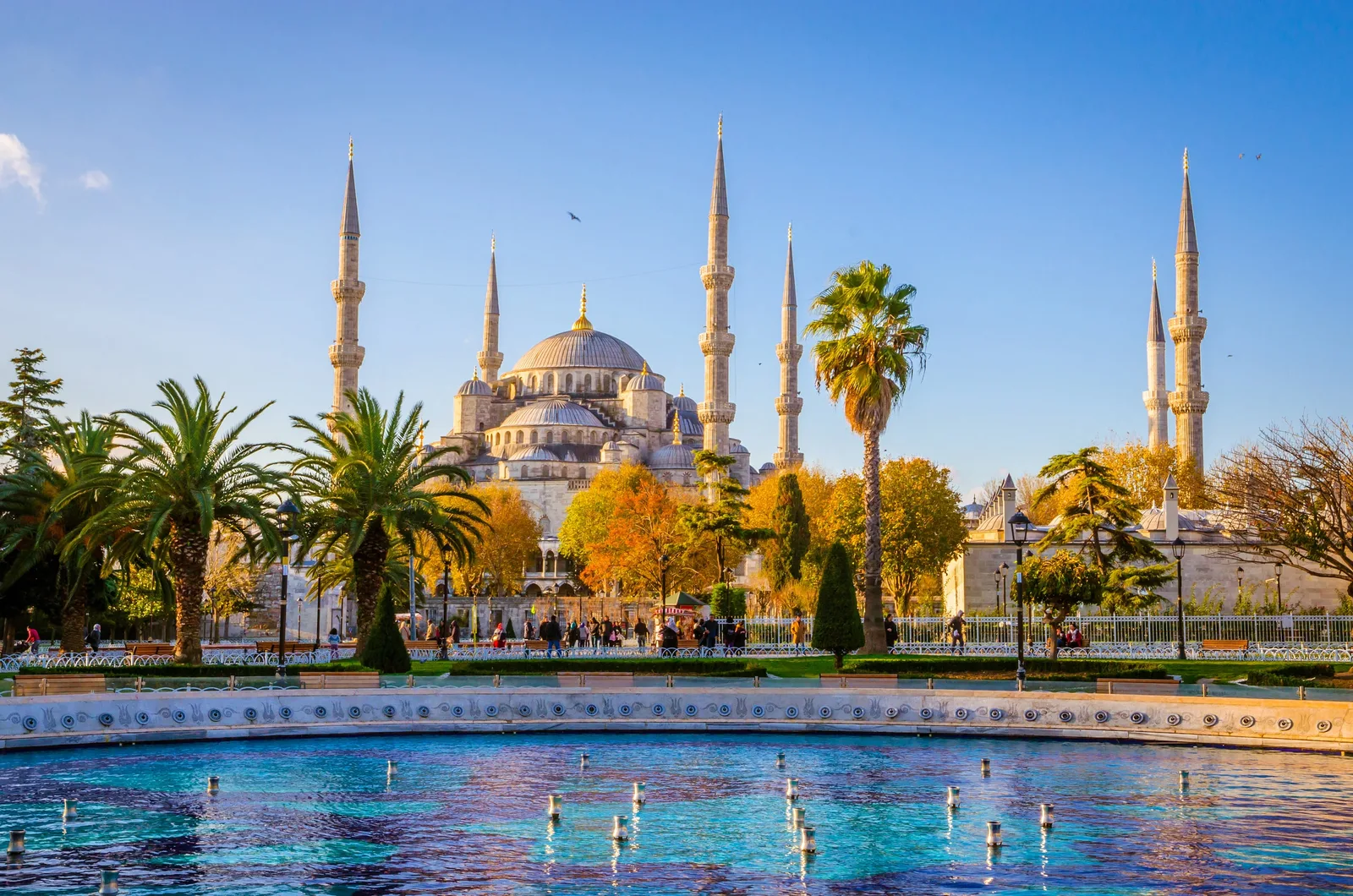 Познакомиться с историей Османской империи: экскурсия в Голубую мечеть