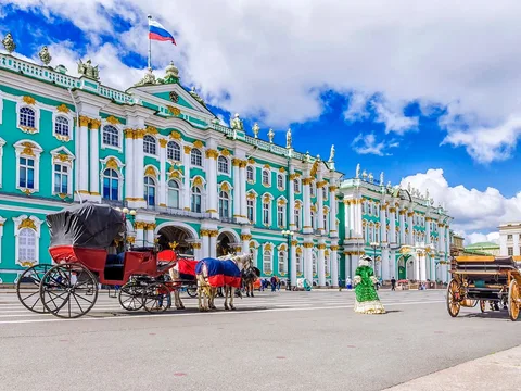 Об Эрмитаже — с любовью и трепетом!