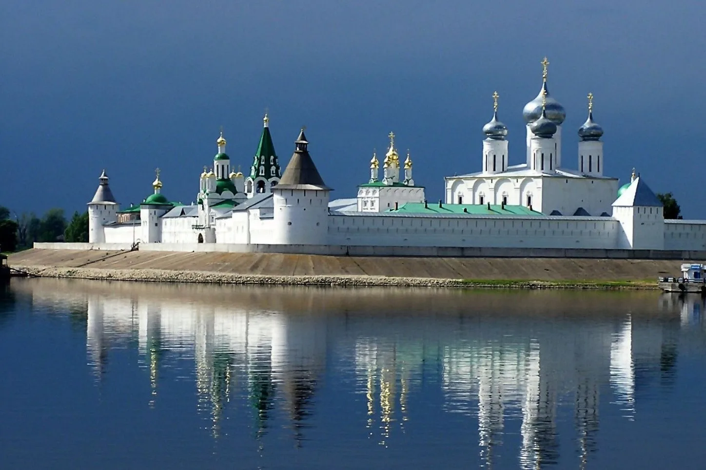 Макарьевский монастырь
