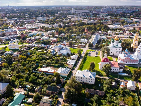 Экскурсия на высоте: полет на самолете вокруг Коломны