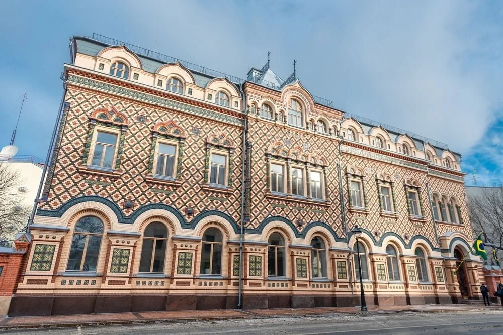 Большая Никитская — в гости к аристократам
