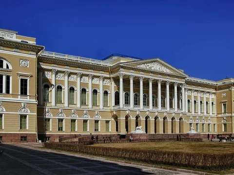 Пленительные образы: «Великие женщины Санкт‑Петербурга»