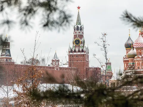 Что расскажут кремлёвские стены? Прогулка по Красной площади и Александровскому саду