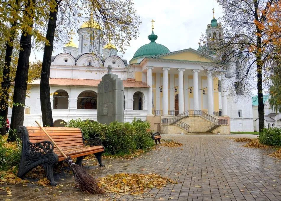Каменные сказы Ярославля