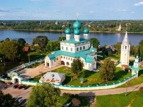 Город с открытки: в Романов-Борисоглебск на автобусе