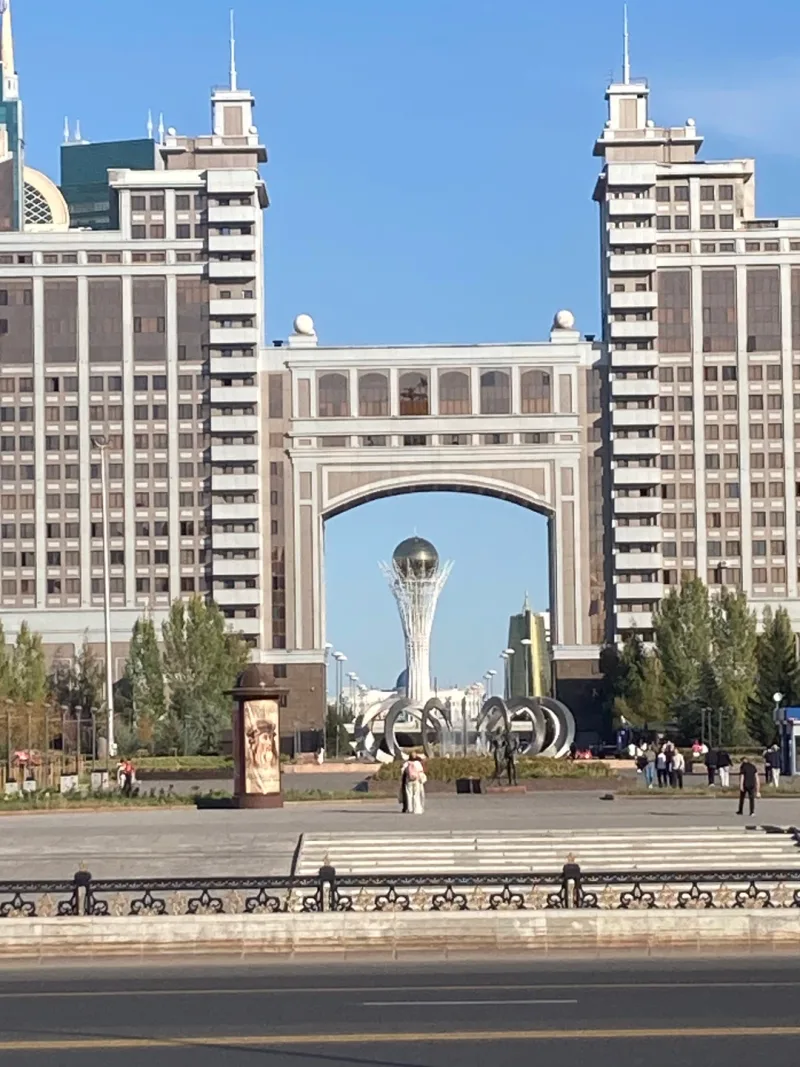 Сухомлинов